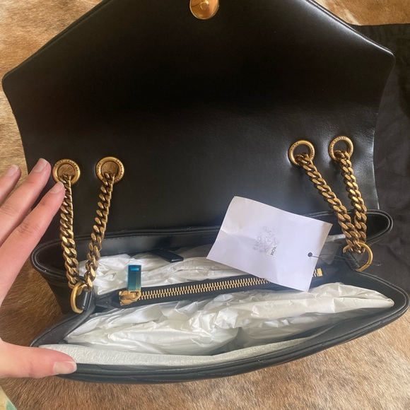 SOLD Saint Laurent Medium Lou Lou - Picture 7 of 9